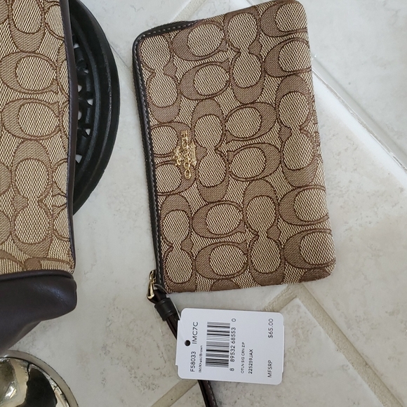 🤎🤎 COACH Lexy Signature Shoulder Bag & Matching Wristlet Wallet 🤎🤎 - Picture 4 of 15